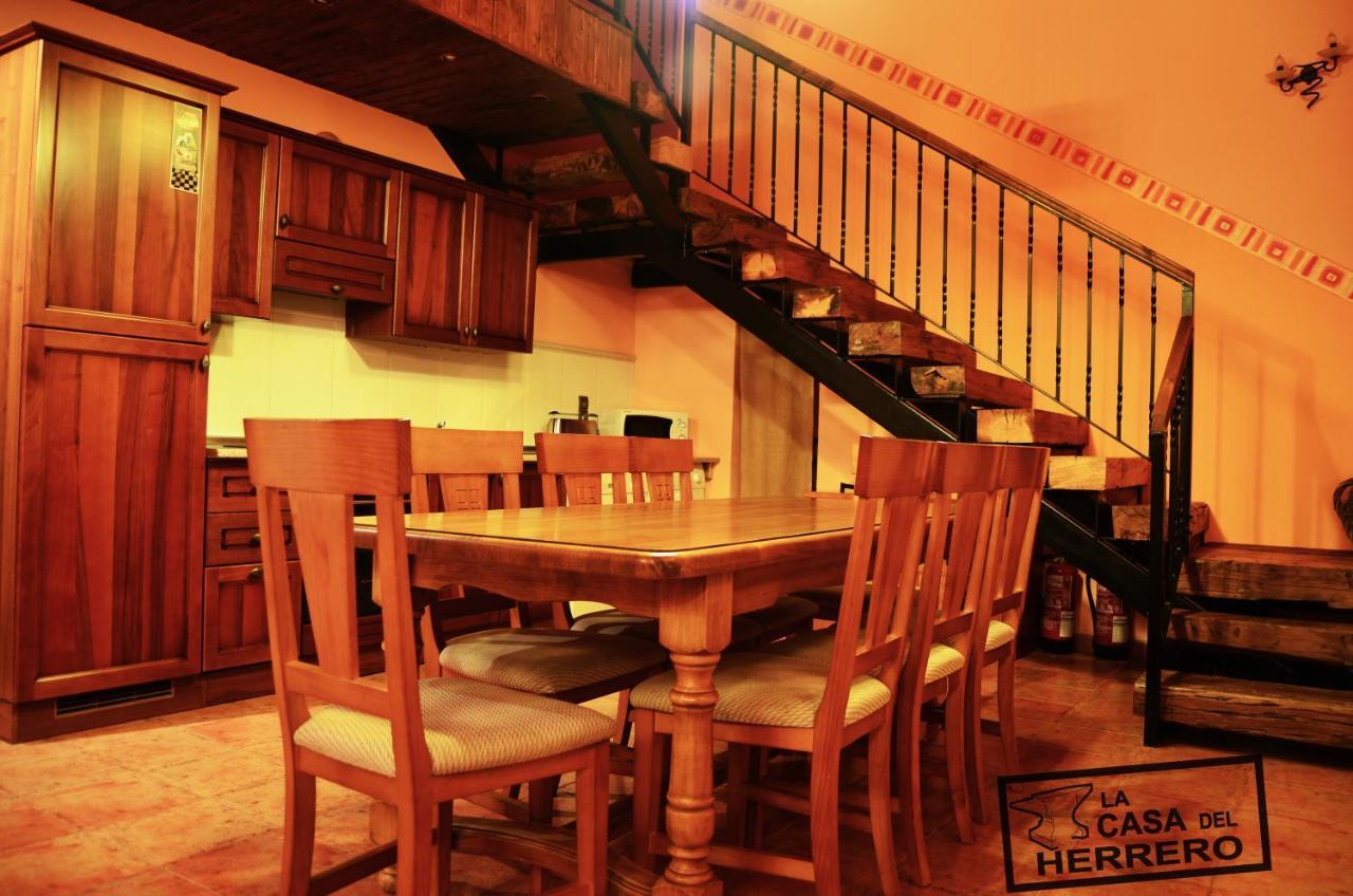 La Casa Del Herrero El Poyo Buitenkant foto